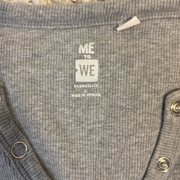 PacSun basic grey shirt! - Picture 3 of 3